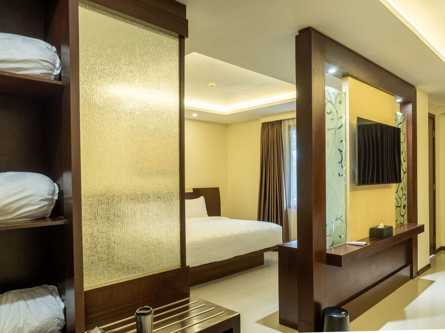 Family Deluxe Room — 10