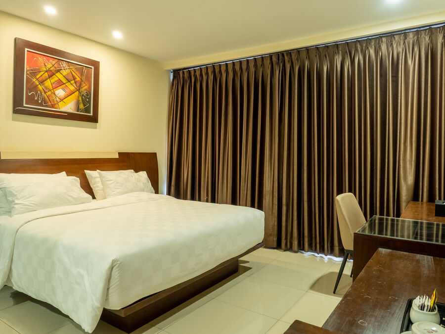 Superior Room — 4